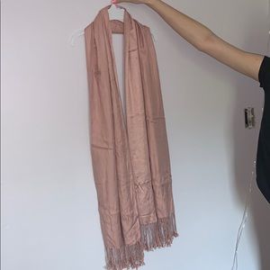 Mauve/pink scarf